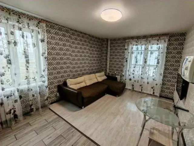 2-к кв. Красноярский край, Красноярск ул. Шахтеров, 66 (51.4 м) - Фото 1