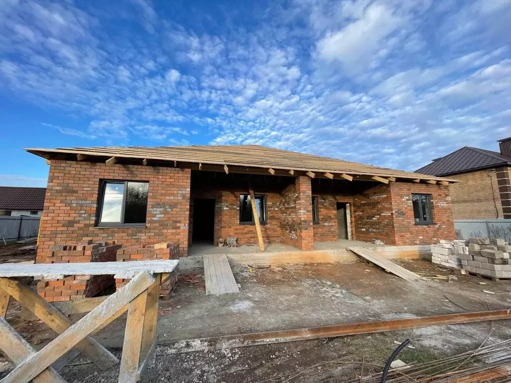 Таунхаус в Оренбургская область, Оренбургский район, с. Подгородняя ... - Фото 1