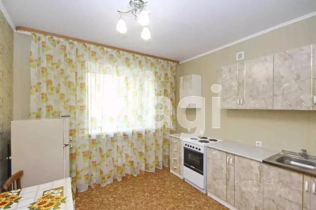 1-к кв. Тюменская область, Тюмень ул. Дружбы, 73 (39.0 м) - Фото 2