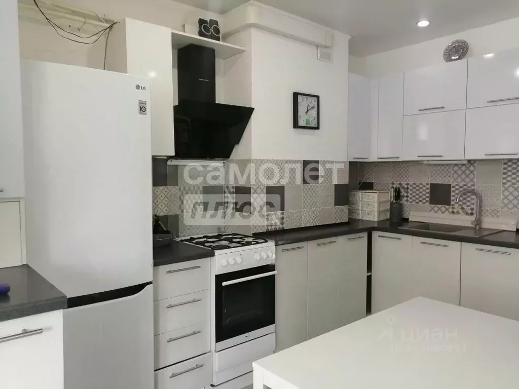 1-к кв. Краснодарский край, Анапа Краснодарская ул., 66В (45.0 м) - Фото 1