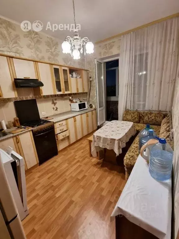 2-к кв. Ленинградская область, Гатчина просп. 25 Октября, 65А (63.0 м) - Фото 0