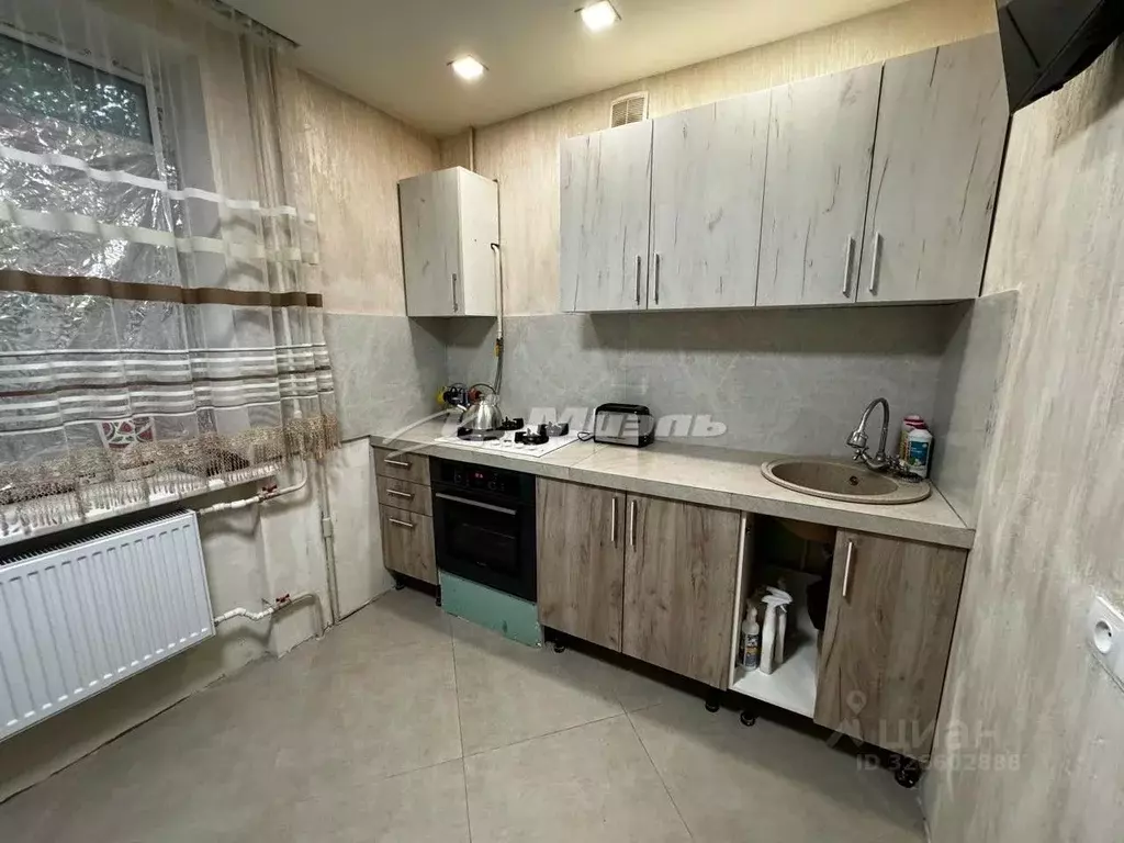 3-к кв. Крым, Красногвардейский район, с. Петровка, Егудина кв-л 49 ... - Фото 1