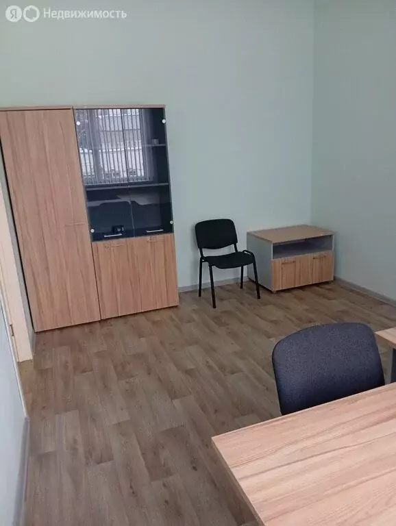 Офис (200 м) - Фото 1