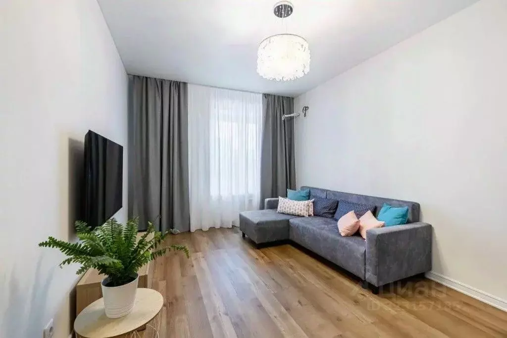 1-к кв. Татарстан, Казань Портовая ул., 37к2 (40.0 м) - Фото 2