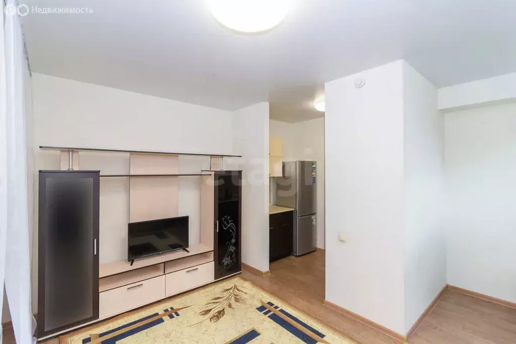 1-комнатная квартира: Тюмень, улица Червишевский Тракт, 45 (27 м) - Фото 1