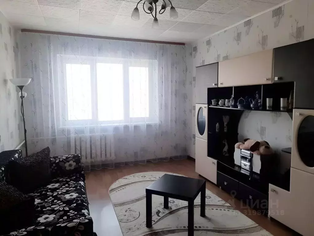 3-к кв. Свердловская область, Кировград Центральный бул., 2 (62.0 м) - Фото 0