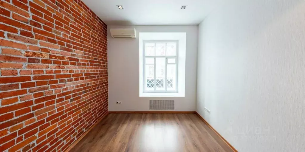 Офис в Москва Тверская ул., 12С7 (19 м) - Фото 1