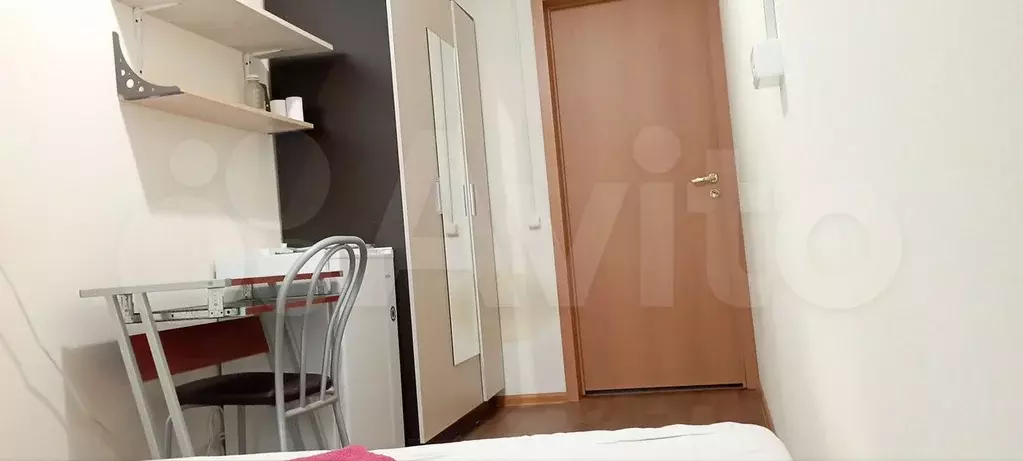 Комната 12 м в 6-к., 4/6 эт. - Фото 1