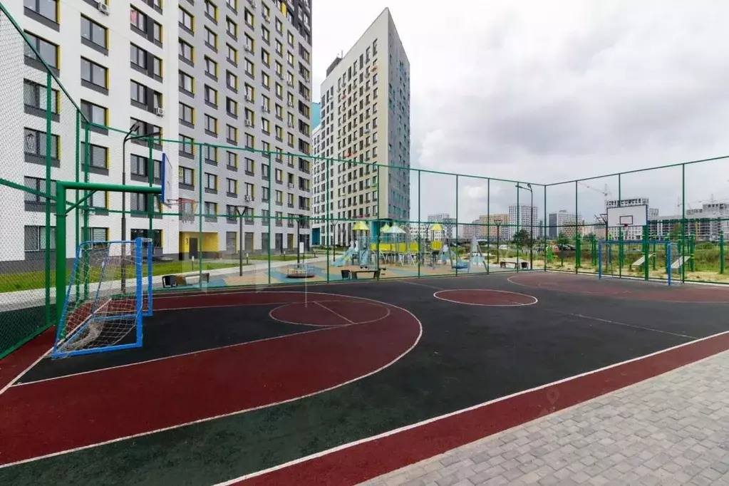 2-к кв. Тюменская область, Тюмень Ставропольская ул., 160/1 (69.4 м) - Фото 1