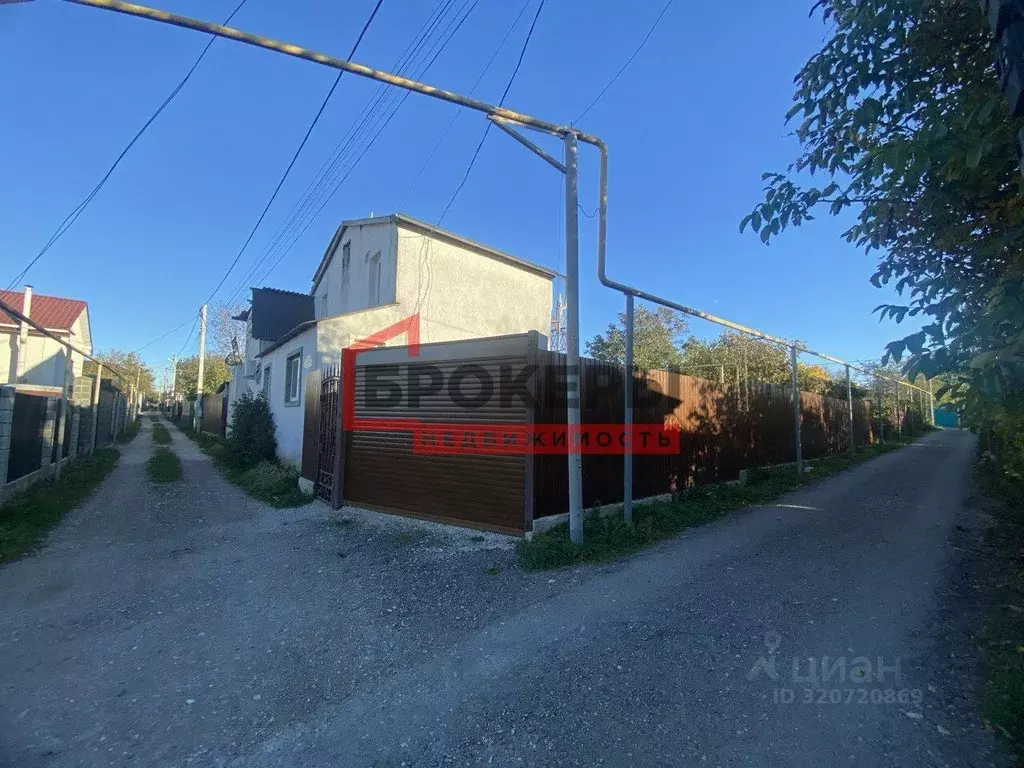 Участок в Севастополь ул. Цветочная (4.0 сот.) - Фото 1