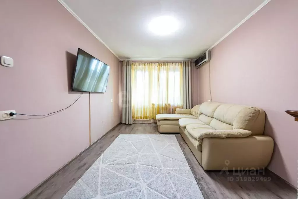 1-к кв. Хабаровский край, Хабаровск Уссурийская ул., 8 (33.3 м) - Фото 1