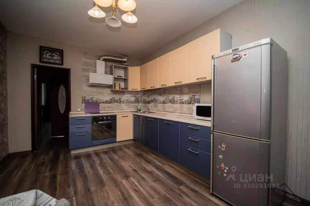 3-к кв. Башкортостан, Уфа ул. Заки Валиди, 71 (88.5 м) - Фото 1