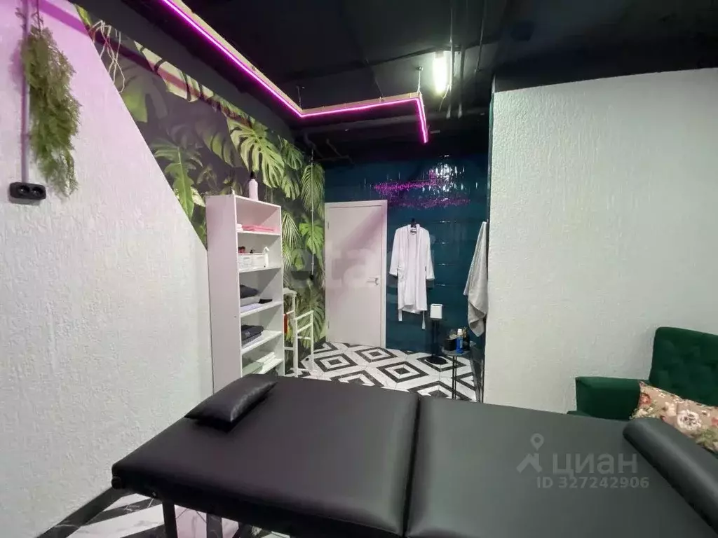 Помещение свободного назначения в Ямало-Ненецкий АО, Ноябрьск ул. ... - Фото 1