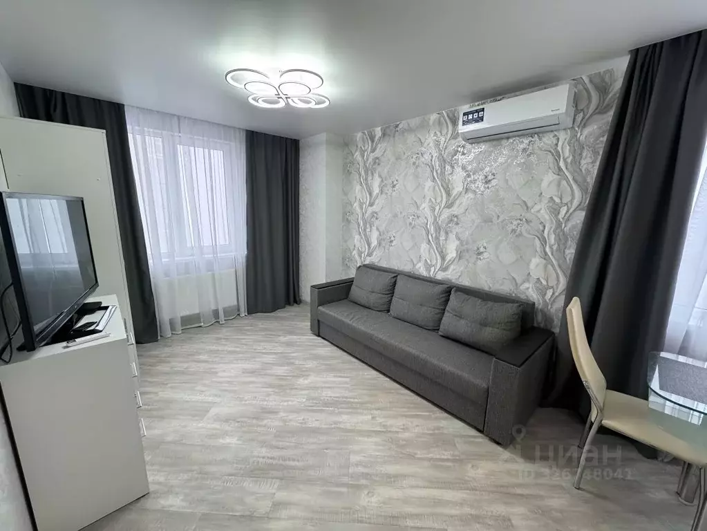 2-к кв. Волгоградская область, Волгоград ул. Расула Гамзатова, 21 ... - Фото 1