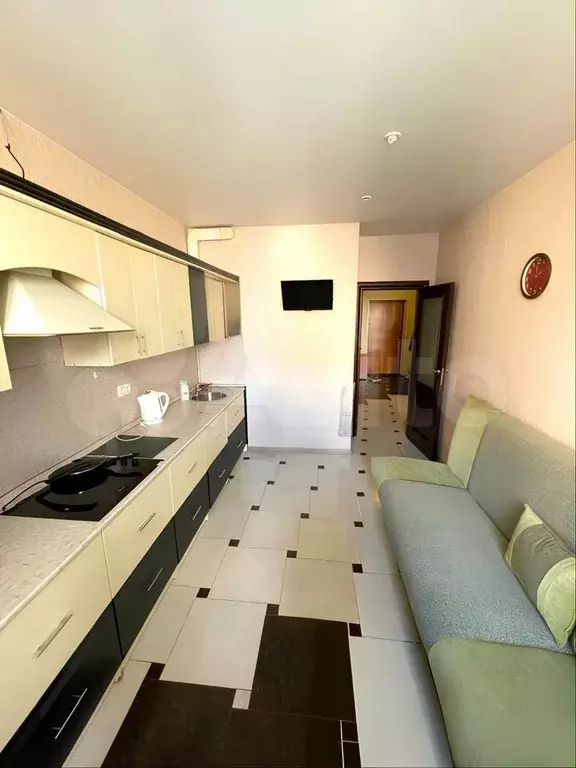 1-к. квартира, 54 м, 7/25 эт. - Фото 1