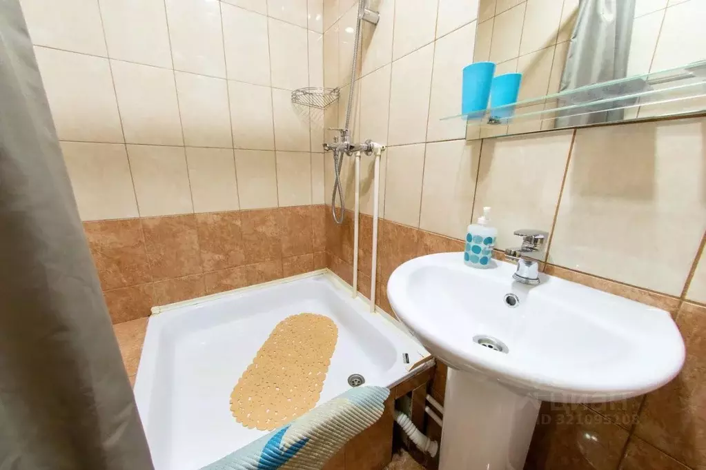 Комната Нижегородская область, Нижний Новгород бул. Мира, 10 (17.0 м) - Фото 2