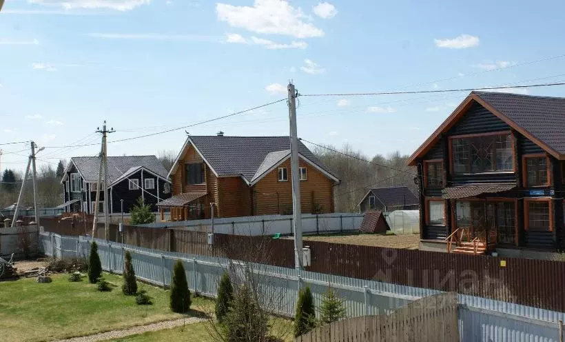 Участок в Московская область, Можайский муниципальный округ, с. ... - Фото 1
