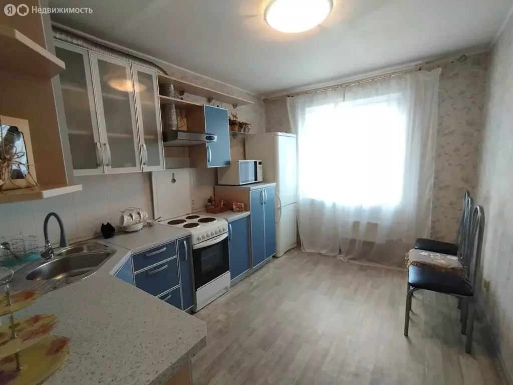3-комнатная квартира: Екатеринбург, улица Репина, 99А (83.7 м) - Фото 0