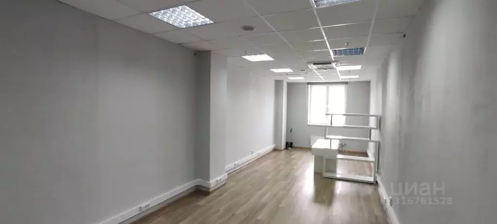 Офис в Свердловская область, Екатеринбург ул. Радищева, 6А (35 м) - Фото 0