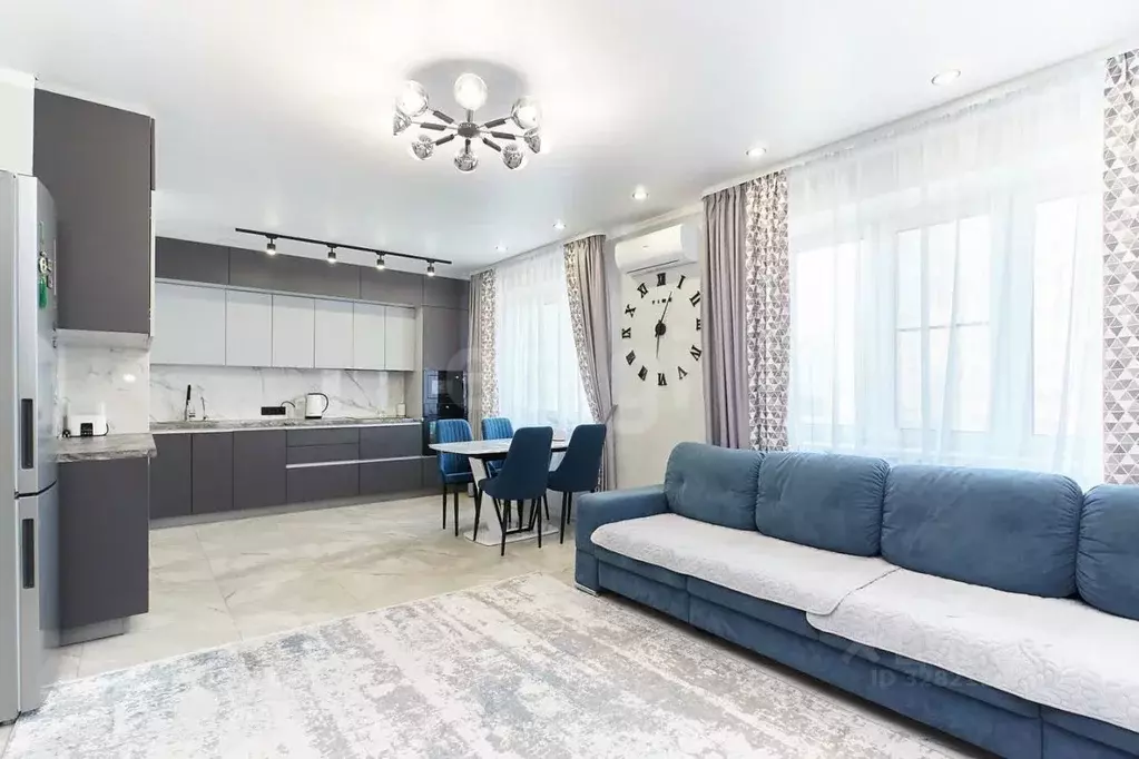 2-к кв. Тюменская область, Тюмень ул. Мельникайте, 38 (86.0 м) - Фото 1