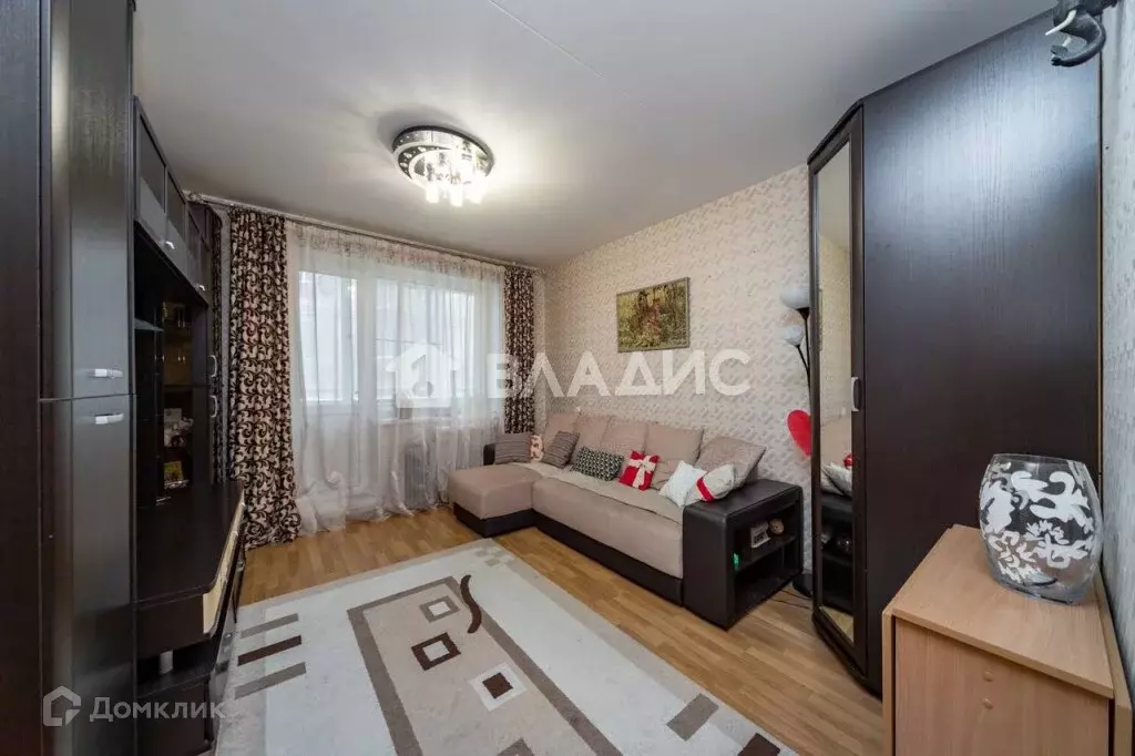 Продаётся 3-к квартира, 64.8 м - Фото 0