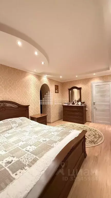 Дом в Ханты-Мансийский АО, Ханты-Мансийск Октябрьская ул. (226 м) - Фото 1