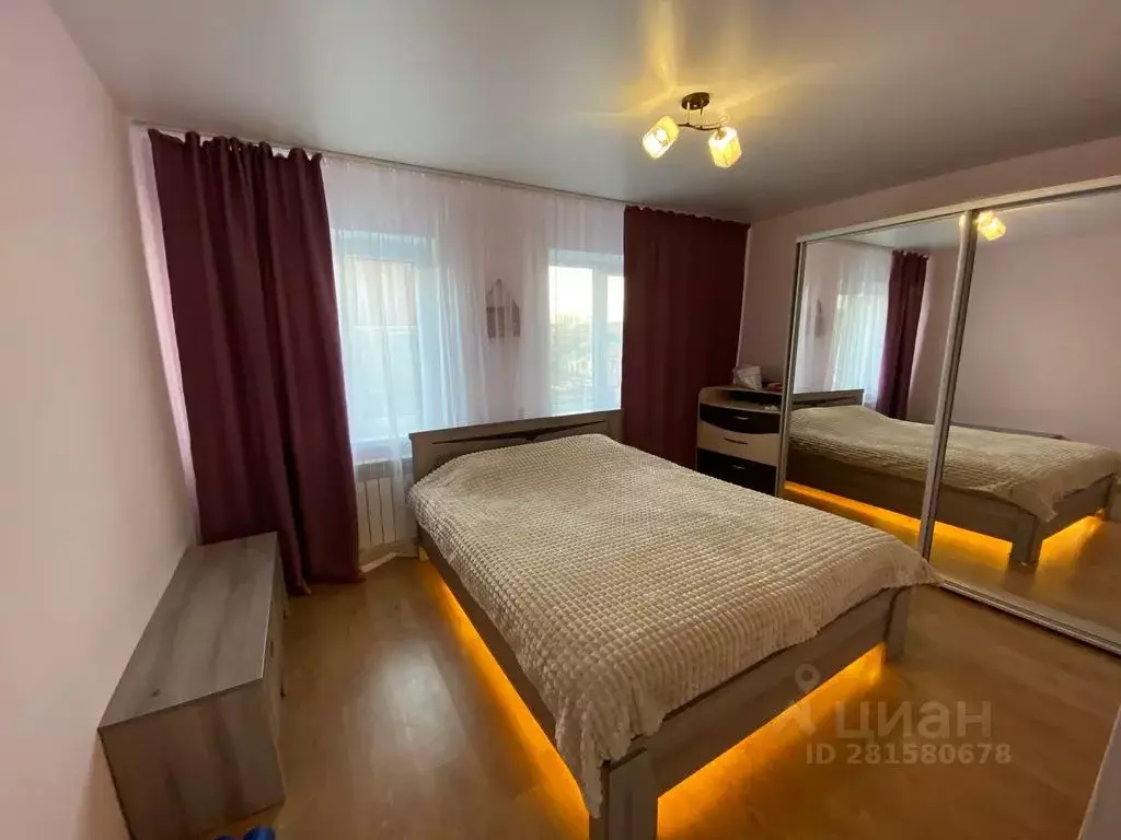 3-к кв. Крым, Сакский район, с. Штормовое ул. Лиманная, 10 (80.0 м) - Фото 1