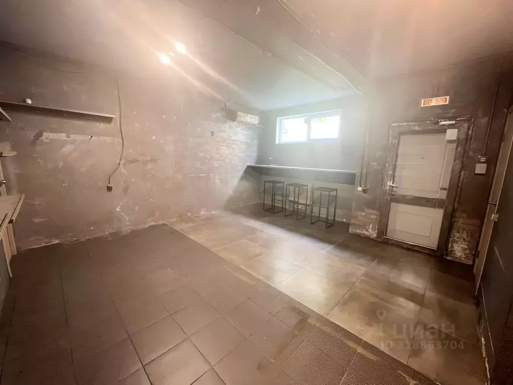 Помещение свободного назначения в Краснодарский край, Краснодар ул. ... - Фото 0