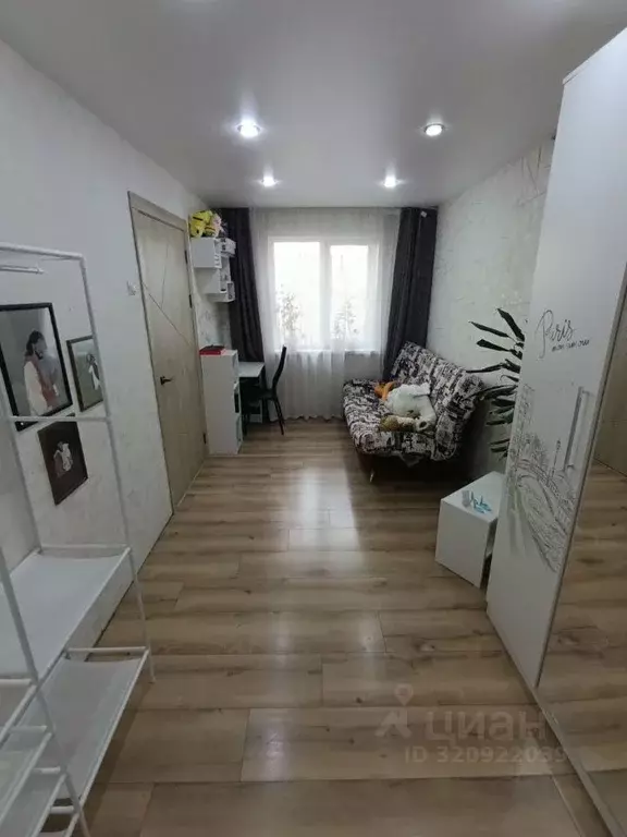 3-к кв. Кировская область, Киров ул. Морозовская, 32 (56.5 м) - Фото 1