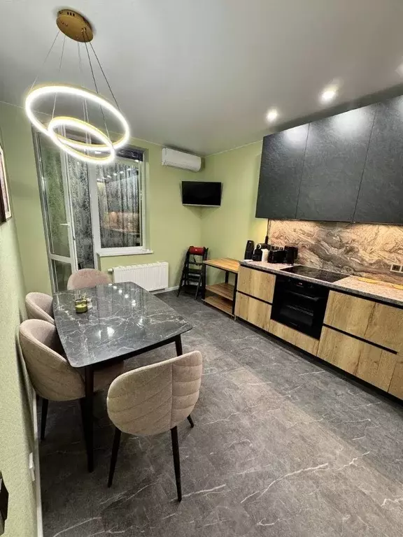 2-к кв. Ленинградская область, Мурино Всеволожский район, ул. ... - Фото 1