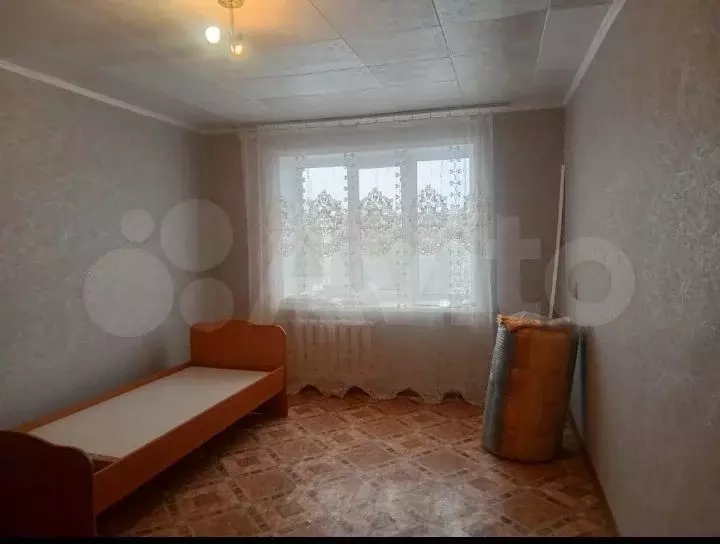 Комната 17 м в 4-к., 4/5 эт. - Фото 1