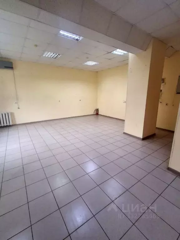 Помещение свободного назначения в Кировская область, Киров ул. ... - Фото 2