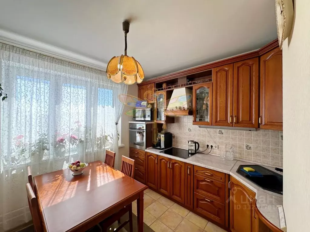 3-к кв. Москва ул. Академика Анохина, 7 (76.5 м) - Фото 1