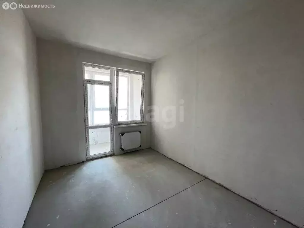 1-комнатная квартира: село Мирное, улица Крымской Весны, 5к2 (42.3 м) - Фото 0