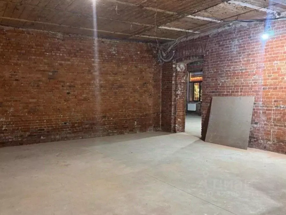 Торговая площадь в Москва Лесная ул., 20с1 (287 м) - Фото 1