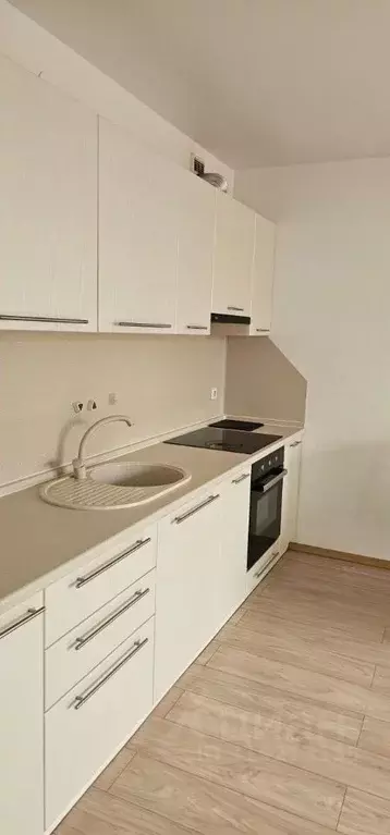 Студия Тюменская область, Тюмень ул. Ю.-Р.Г. Эрвье, 32к1 (36.0 м) - Фото 0