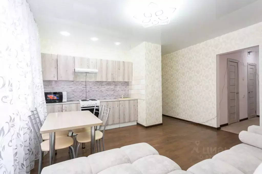 2-к кв. Новосибирская область, Новосибирск ул. Николая Сотникова, 19 ... - Фото 1