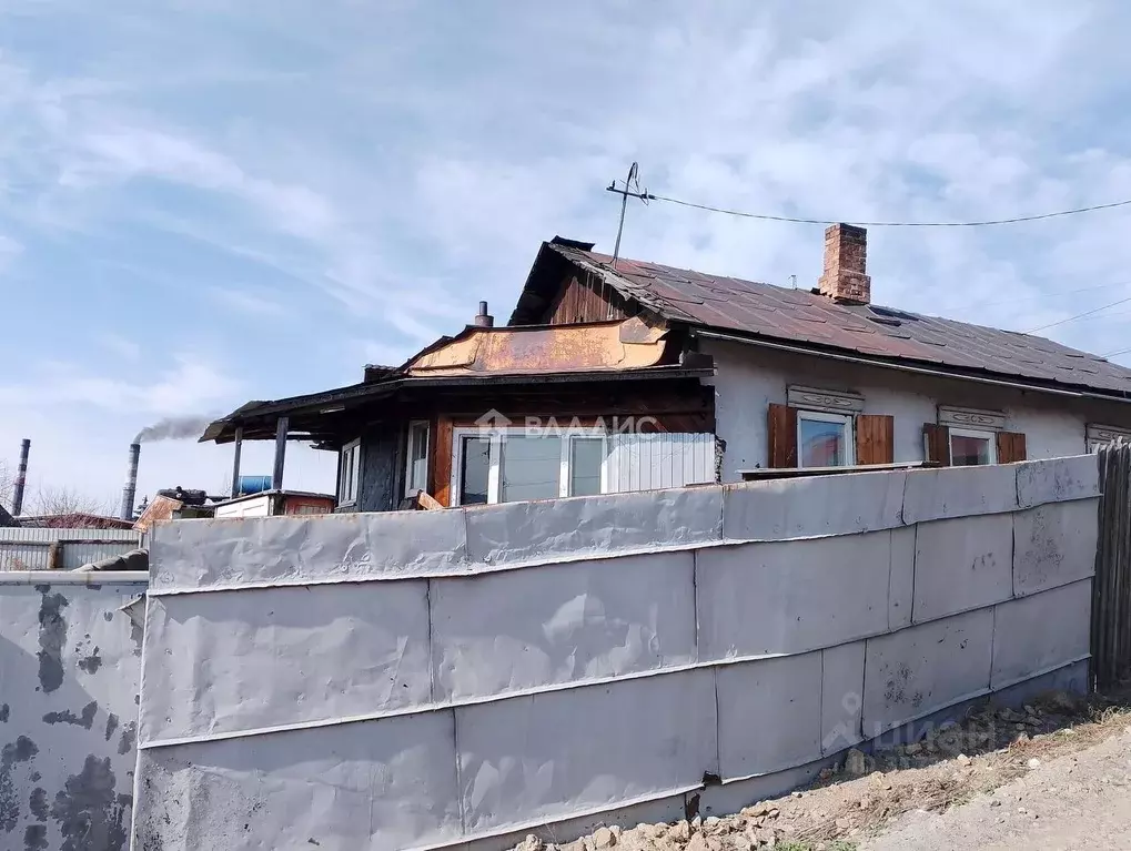 Дом в Бурятия, Улан-Удэ Амбулаторная ул., 28 (53 м) - Фото 0