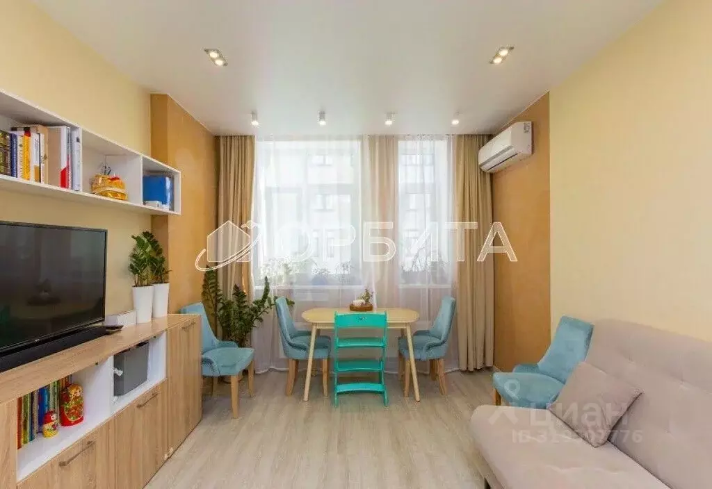 1-к кв. Тюменская область, Тюмень ул. Тимофея Чаркова, 83 (37.7 м) - Фото 1