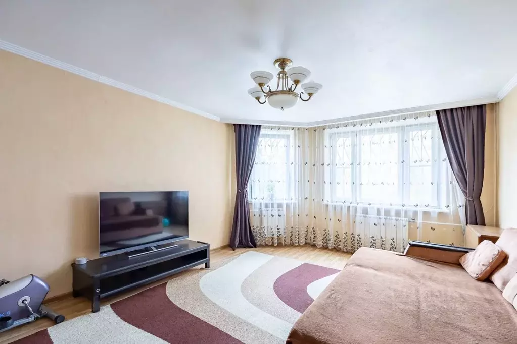 2-к кв. Московская область, Красногорск бул. Павшинский, 5 (63.0 м) - Фото 0