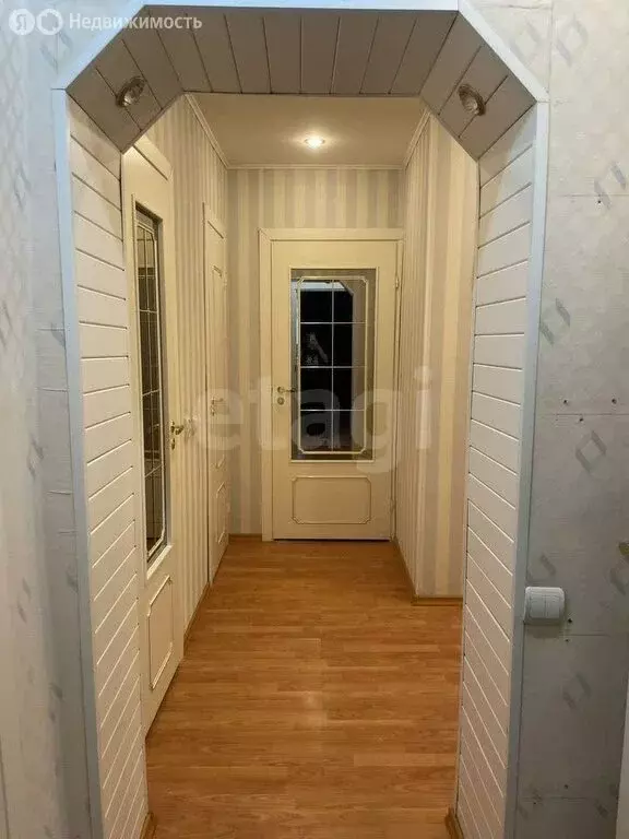 2-комнатная квартира: Новый Уренгой, район Северная Жилая Часть, ... - Фото 2