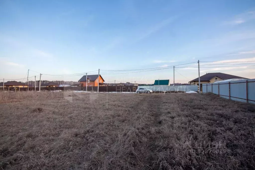 Участок в Тюменская область, Тюменский муниципальный округ, д. Ушакова ... - Фото 1