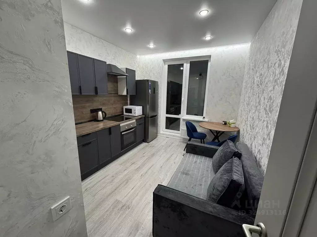 1-к кв. Татарстан, Казань ул. Мансура Хасанова, 15 (35.7 м) - Фото 2