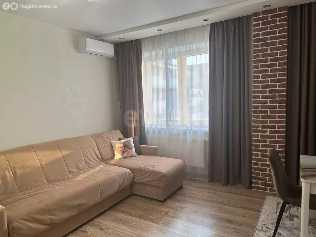 2-комнатная квартира: Тюмень, Кремлёвская улица, 112к4 (67.8 м) - Фото 1