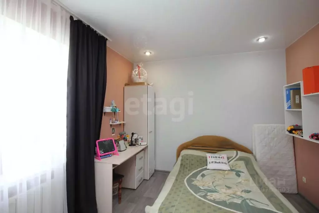 2-к кв. Вологодская область, Шексна рп ул. Исполкомовская, 17 (65.7 м) - Фото 1