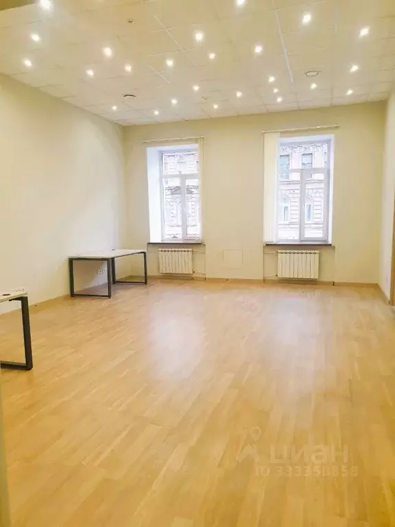 Офис в Санкт-Петербург 2-я Советская ул., 27/2 (195 м) - Фото 1