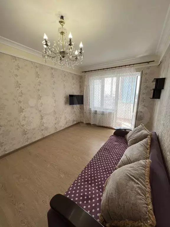 2-к. квартира, 50 м, 4/10 эт. - Фото 1