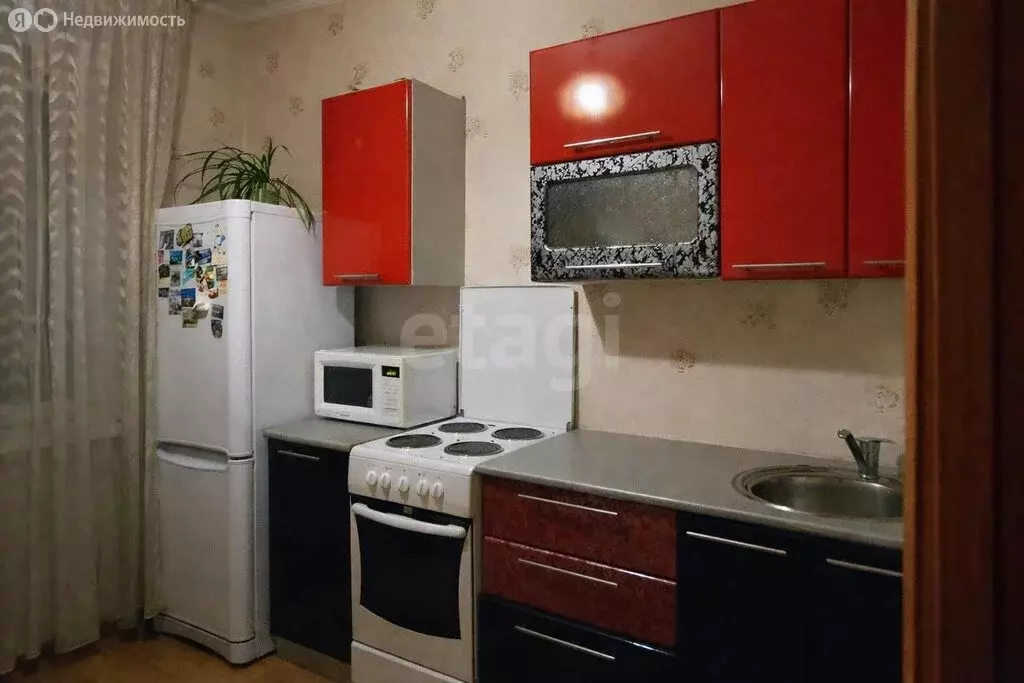 1-комнатная квартира: Омск, улица Конева, 36 (36 м) - Фото 1