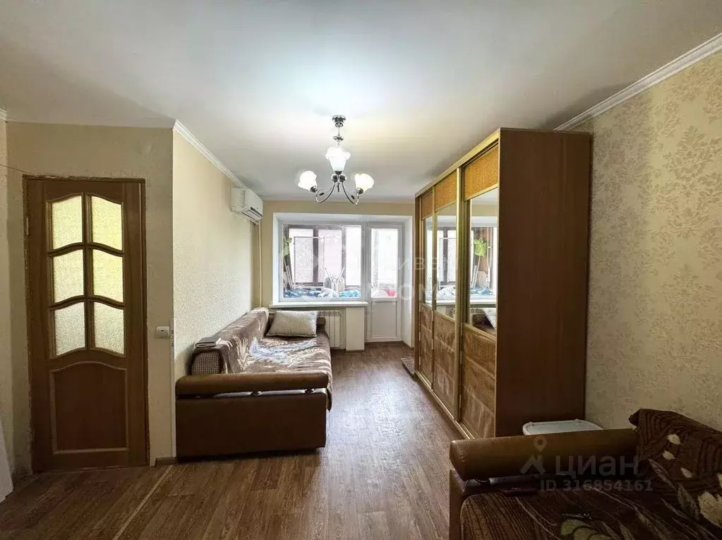 1-к кв. Волгоградская область, Волгоград ул. Кирова, 126 (29.0 м) - Фото 1