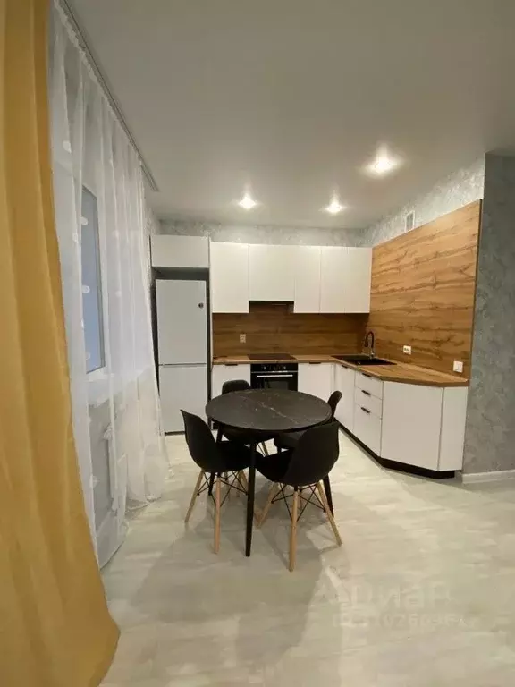 1-к кв. Самарская область, Самара проезд 4-й, 67 (45.0 м) - Фото 1